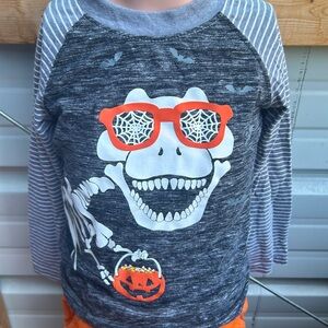 Celebrate Halloween shirt (Las)